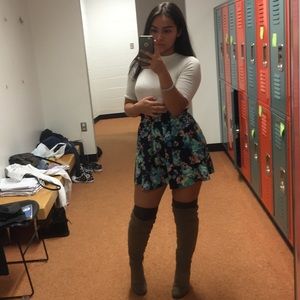 Meet your Posher, Felicita